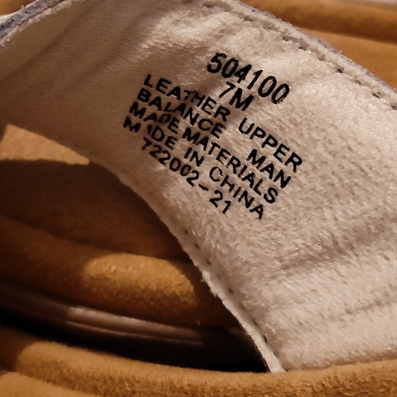 Like-New Minnetonka Sandals Sz 7M - Picture 5 of 8